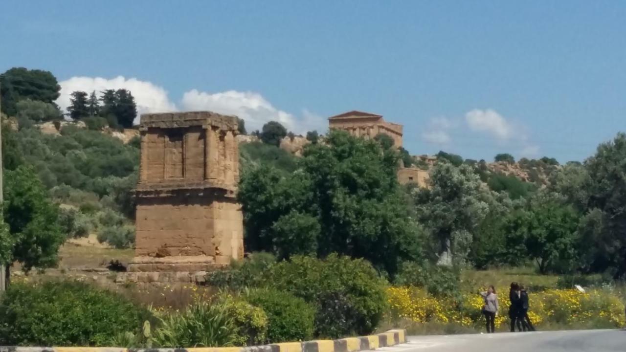 Vento Di Tramontana Bed and Breakfast Agrigento Buitenkant foto